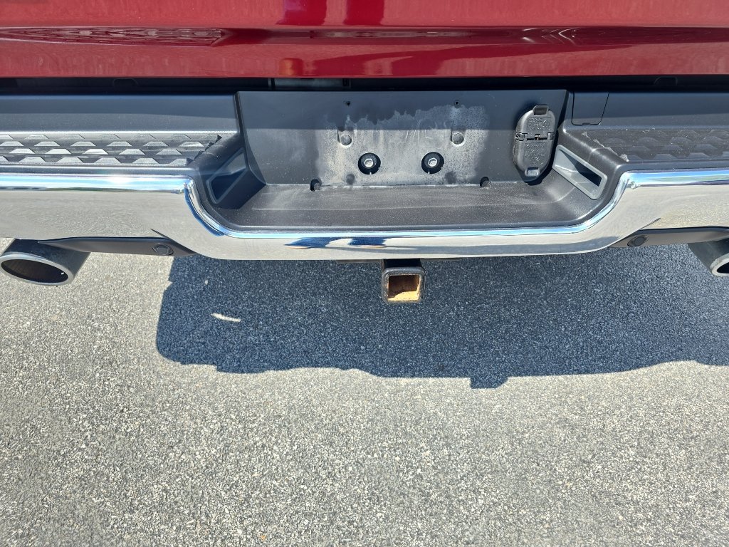 Used 2022 RAM 1500 Laramie AWD/4WD image 9