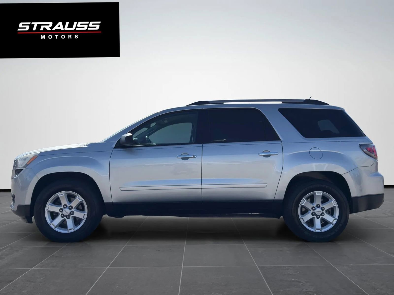 Used 2014 GMC Acadia SLE image 5