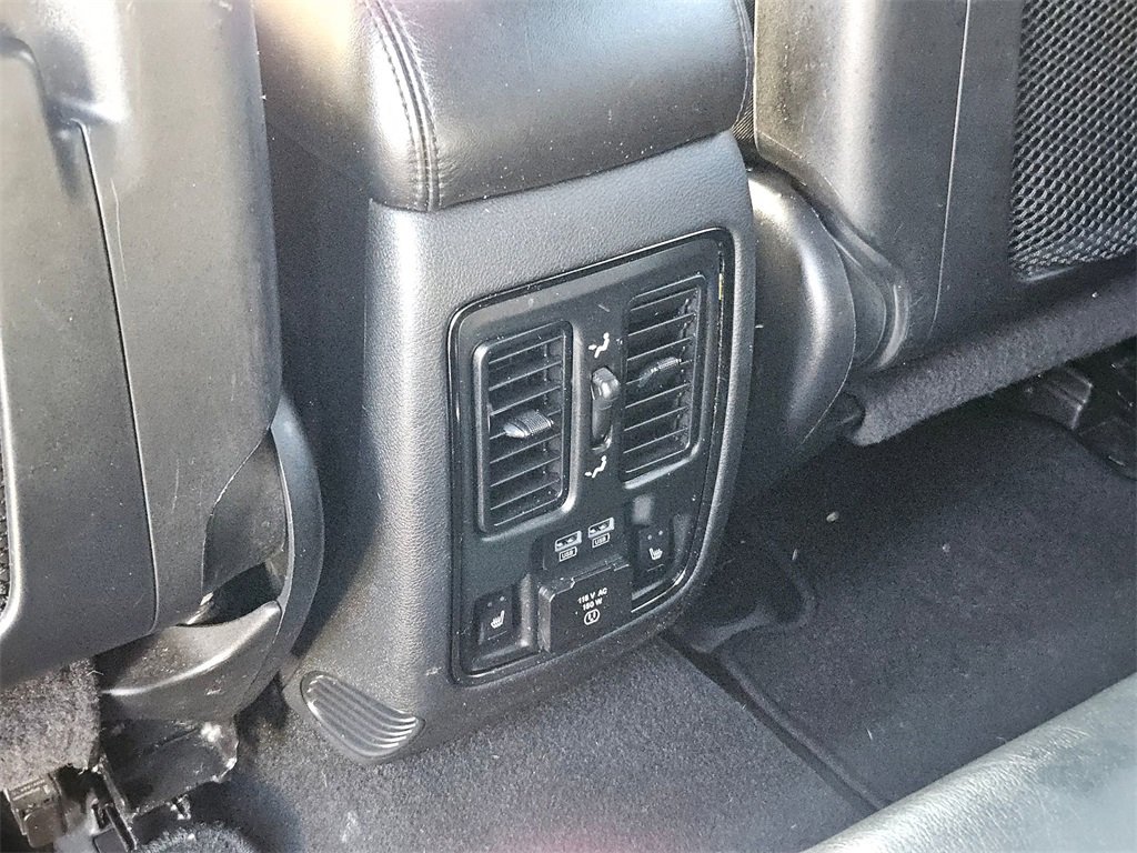 Used 2020 Dodge Durango R/T w/ Technology Group image 31