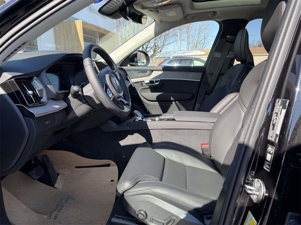 New 2026 Volvo XC90 B6 Ultra w/ Protection Package AWD/4WD image 15