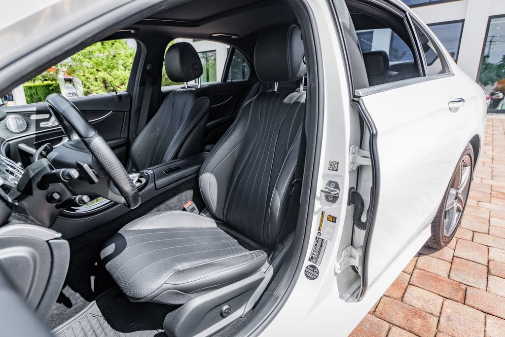 Used 2017 Mercedes-Benz E 300 4MATIC image 20