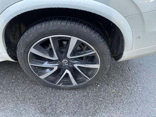 Used 2018 Volvo XC90 T6 Momentum w/ Convenience Package image 12