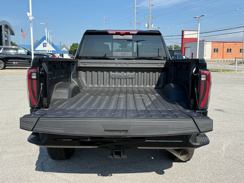 New 2026 GMC Sierra 2500 AT4 w/ AT4 Premium Plus Package AWD/4WD image 6