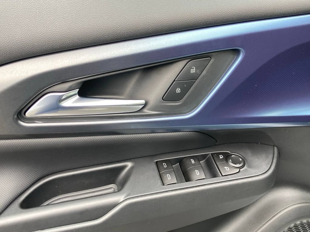 New 2026 Chevrolet Equinox EV LT AWD/4WD image 14
