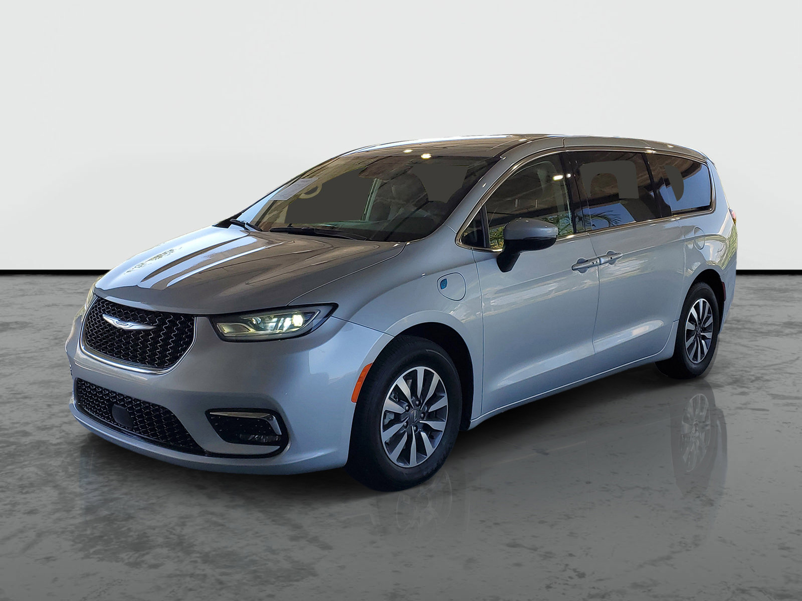 Certified 2023 Chrysler Pacifica Touring-L FWD image 4