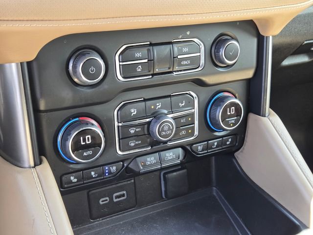 Used 2023 Chevrolet Tahoe Premier AWD/4WD image 23