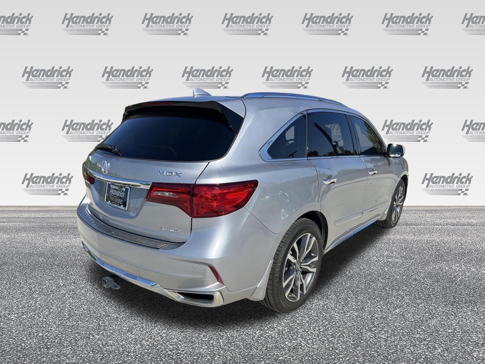 Used 2020 Acura MDX w/ Advance Package AWD/4WD image 10