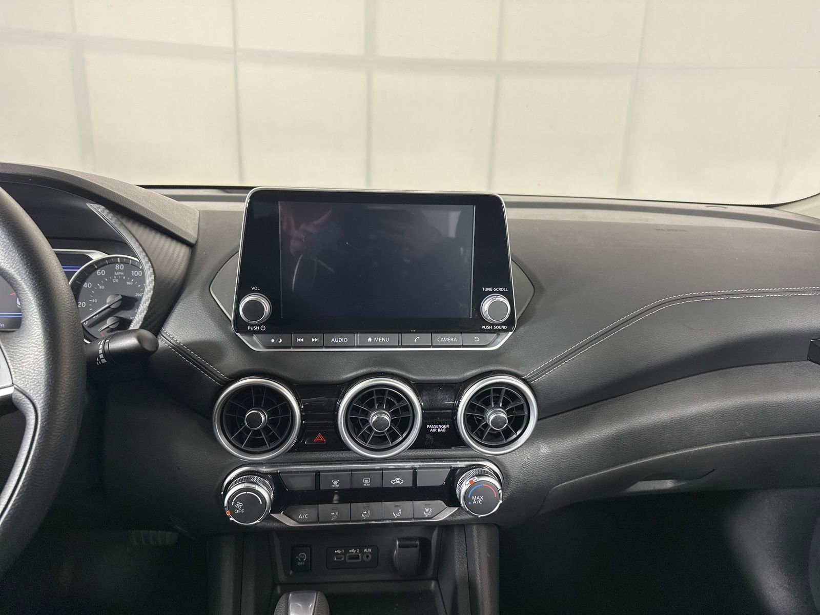 Used 2025 Nissan Sentra SV image 10