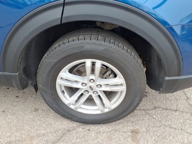 Certified 2023 Ford Explorer XLT w/ Equipment Group 202A image 11