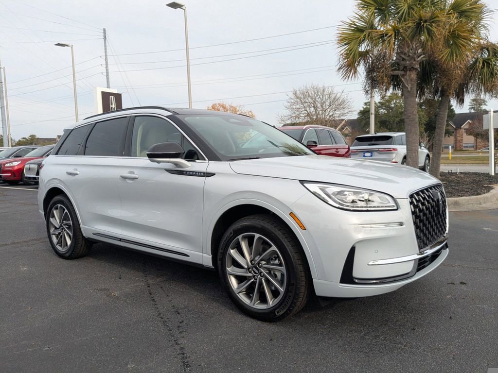 New 2026 Lincoln Corsair Grand Touring image 2