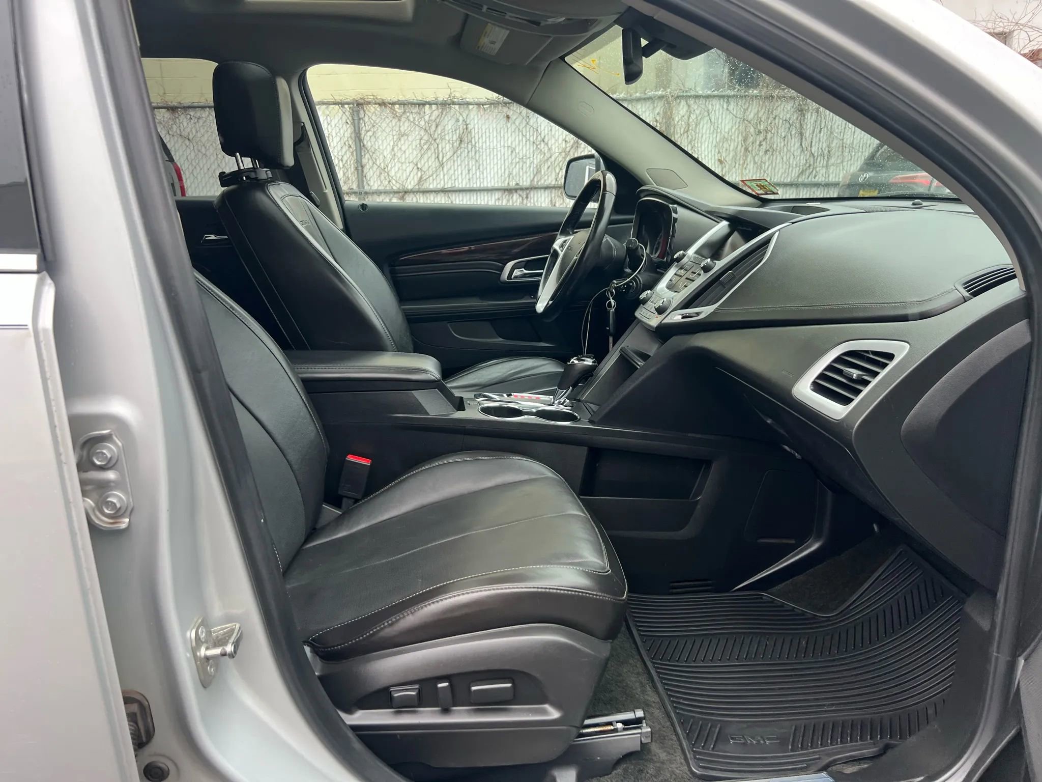 Used 2017 GMC Terrain Denali image 32