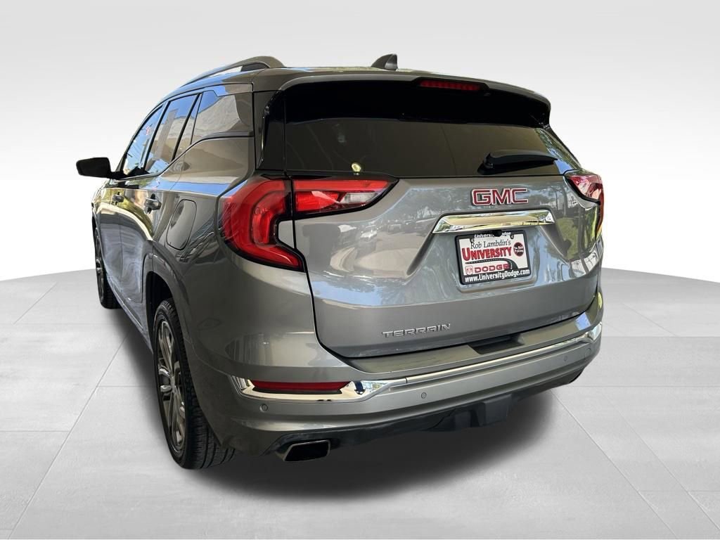 Used 2018 GMC Terrain Denali w/ Advanced Safety Package FWD image 4