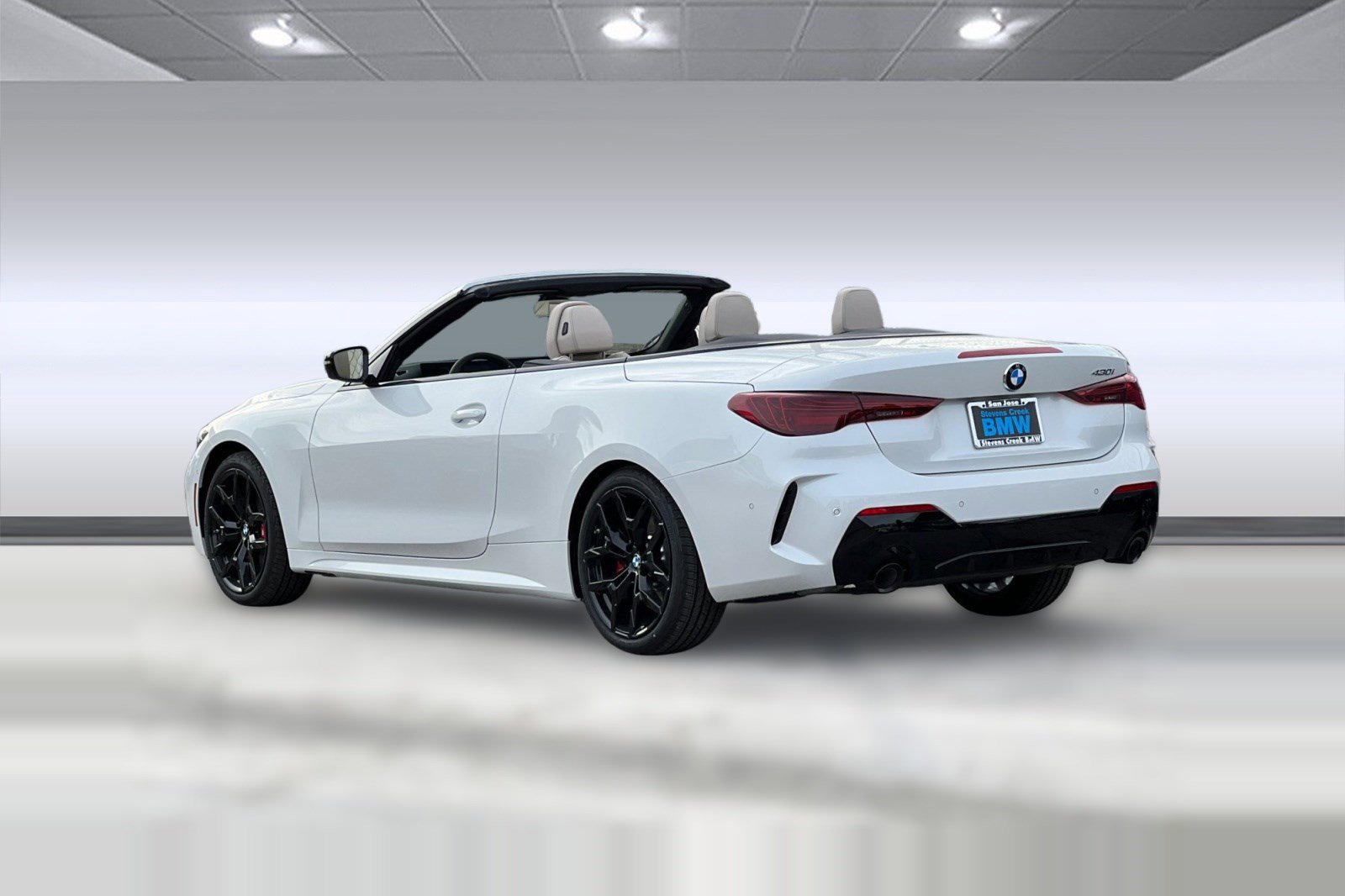 New 2026 BMW 430i Convertible w/ M Sport Package image 3