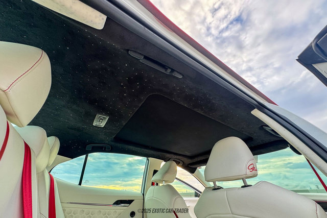 Used 2019 Toyota Camry XSE image 28