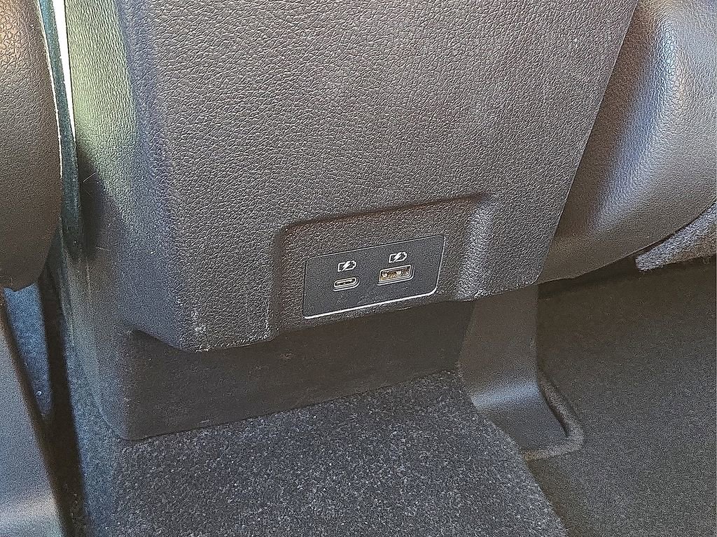 Used 2024 Mitsubishi Eclipse Cross SE image 17