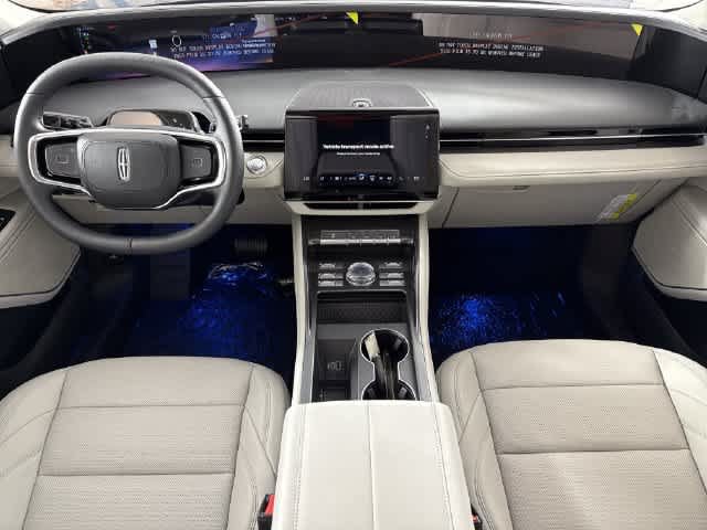 New 2026 Lincoln Nautilus Premier AWD/4WD image 2