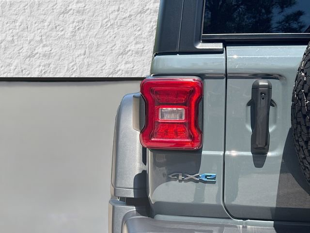 Used 2024 Jeep Wrangler Willys AWD/4WD image 10