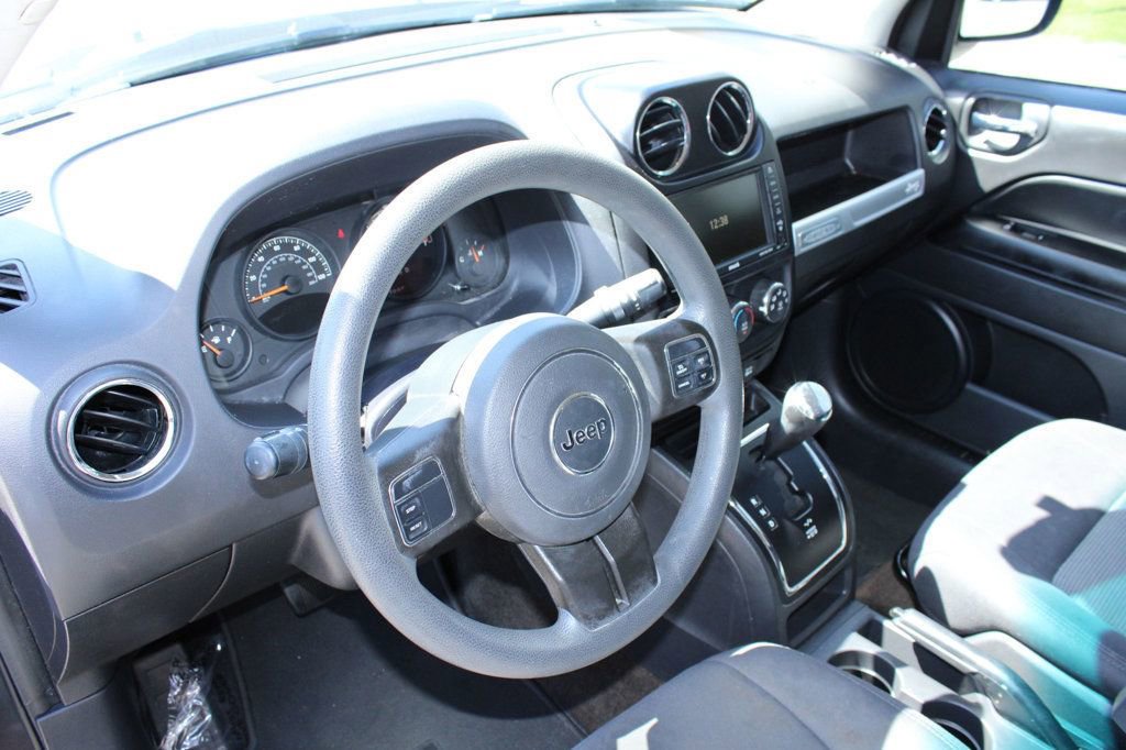 Used 2016 Jeep Compass Sport w/ Power Value Group image 32