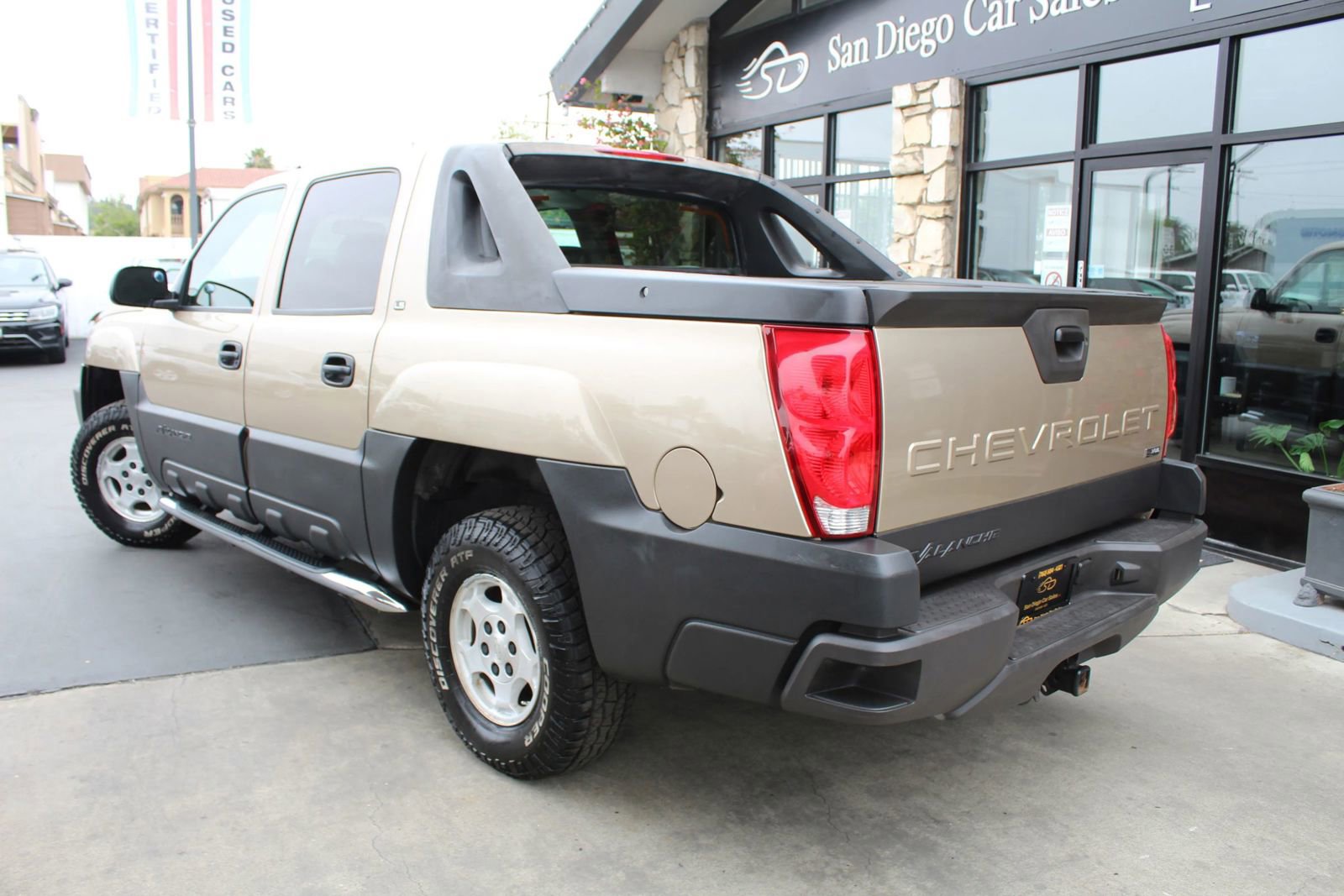 Used 2006 Chevrolet Avalanche LS w/ Preferred Equipment Group RWD image 3