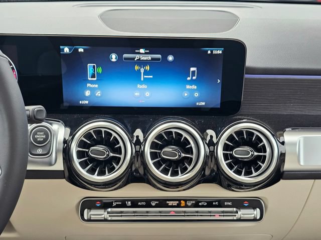 New 2026 Mercedes-Benz GLB 250 4MATIC image 30