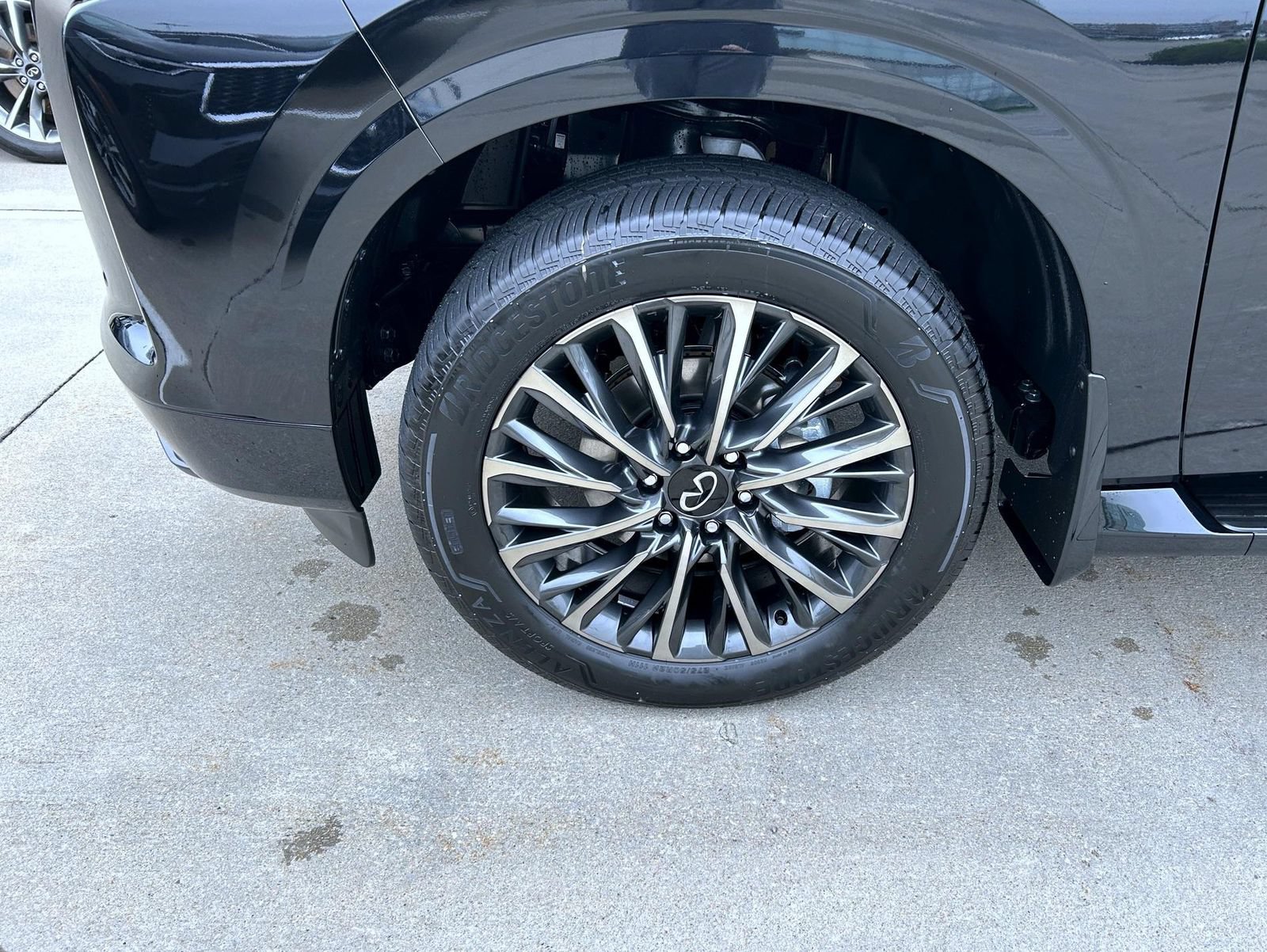 New 2027 INFINITI QX80 Autograph w/ Premium Cargo Package AWD/4WD image 24