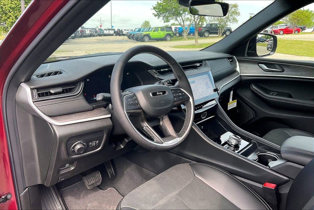 New 2026 Jeep Grand Cherokee L 4WD image 6