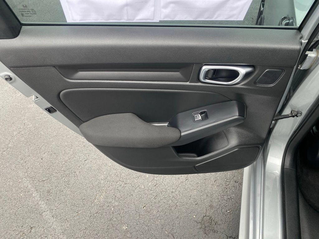 Used 2025 Honda Civic Sport image 46
