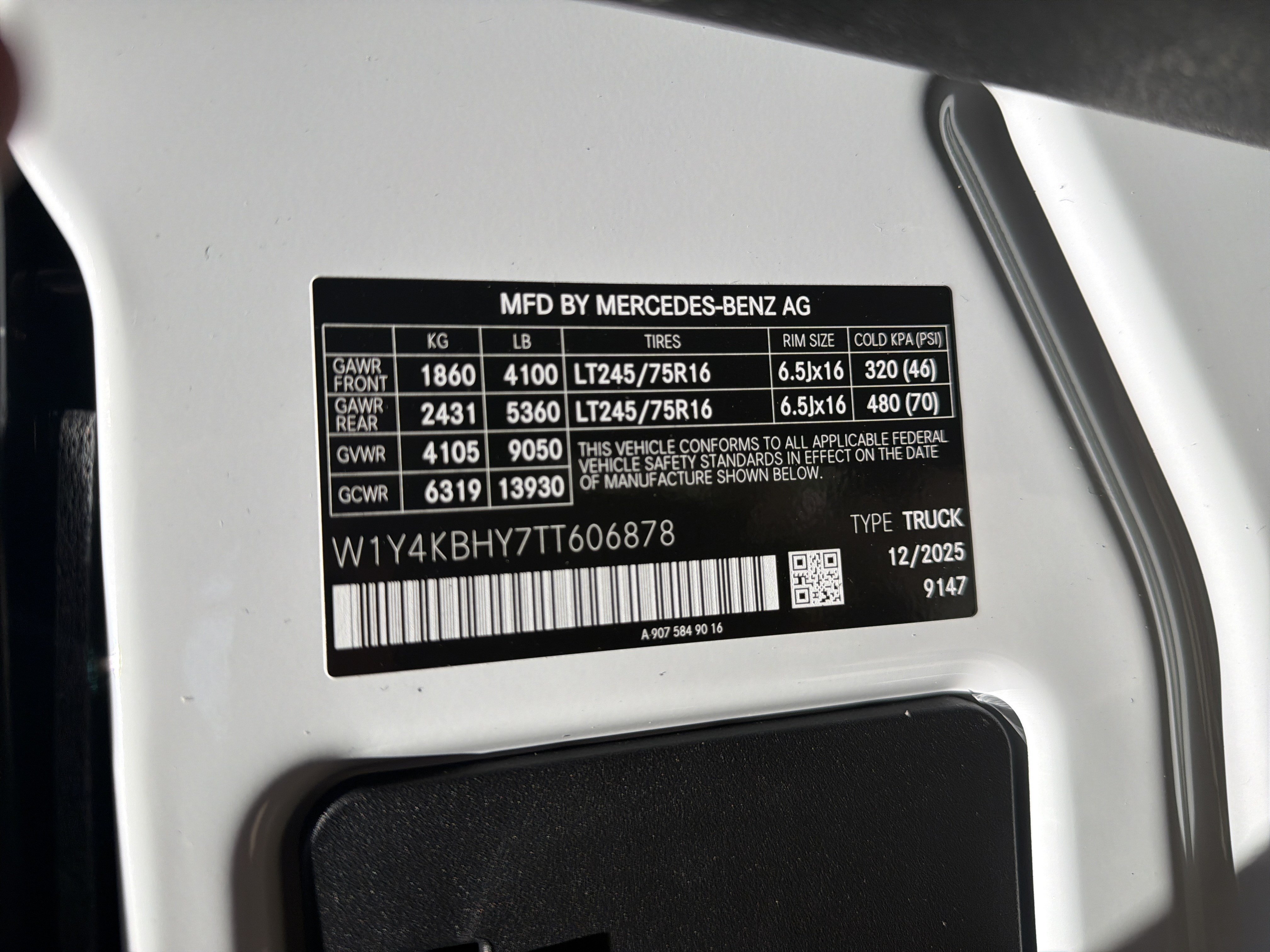New 2026 Mercedes-Benz Sprinter 2500 image 37