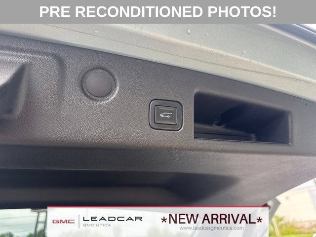 Used 2022 Chevrolet Equinox RS AWD/4WD image 17