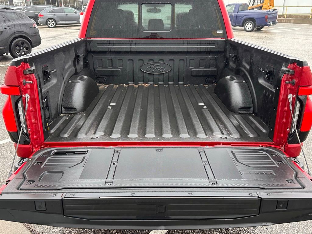 Used 2022 Ford F150 Lightning Lariat w/ Equipment Group 511A High image 16