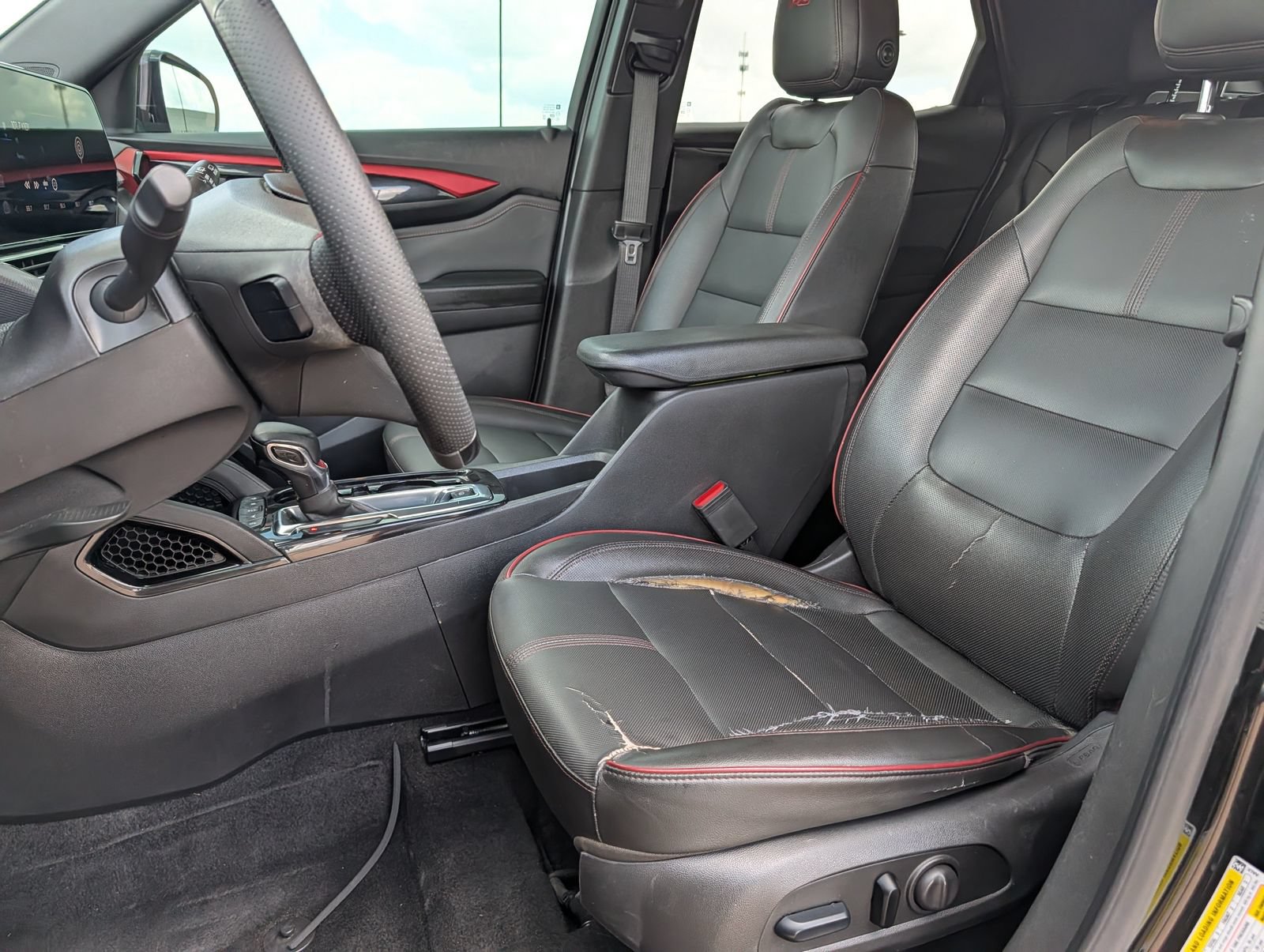 Used 2024 Chevrolet TrailBlazer RS FWD image 9