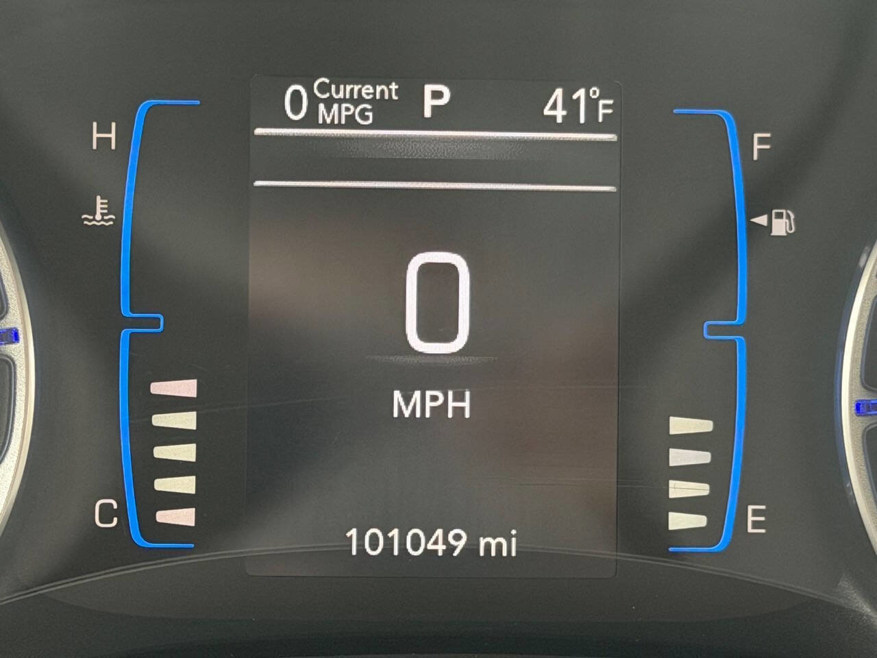 Used 2017 Chrysler Pacifica Touring image 18