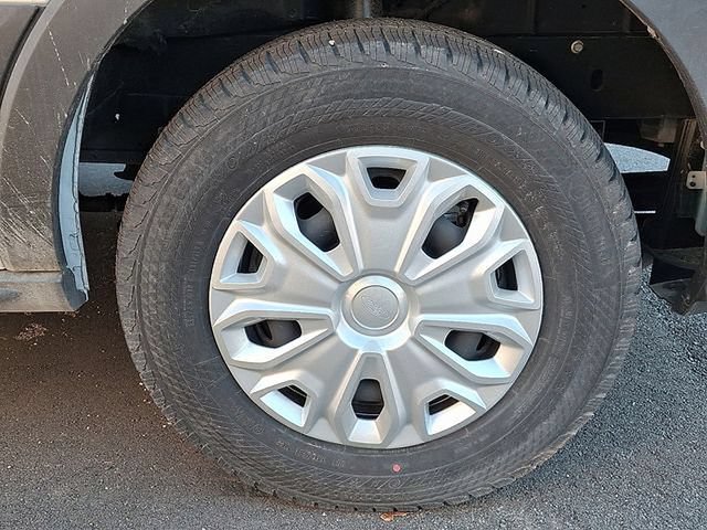New 2023 Ford E-Transit RWD image 5
