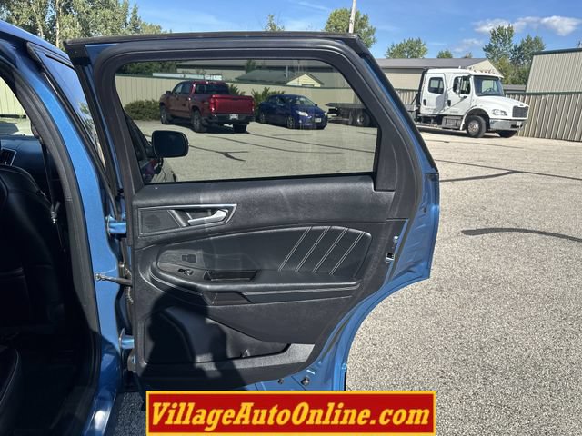 Used 2019 Ford Edge ST w/ Equipment Group 401A AWD/4WD image 43