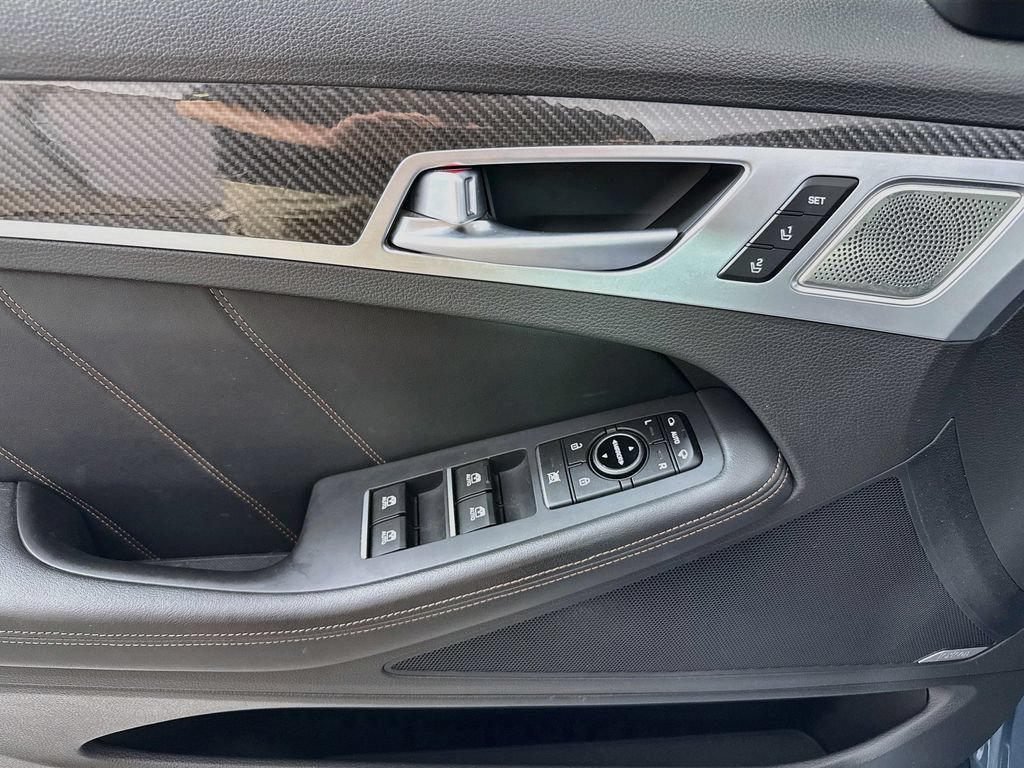Used 2018 Genesis G80 3.3T Sport AWD/4WD image 18