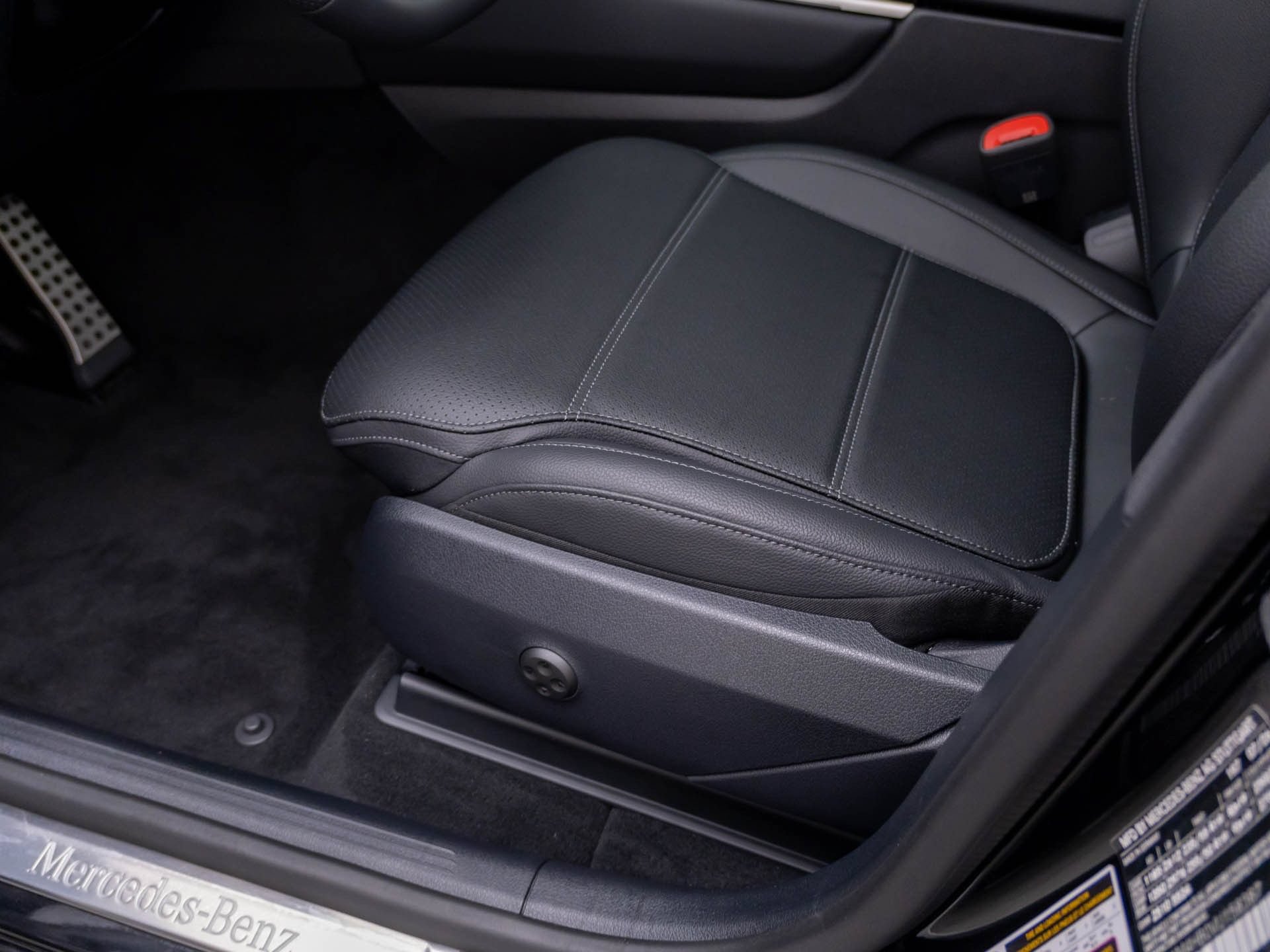 New 2027 Mercedes-Benz GLC 300 4MATIC image 18