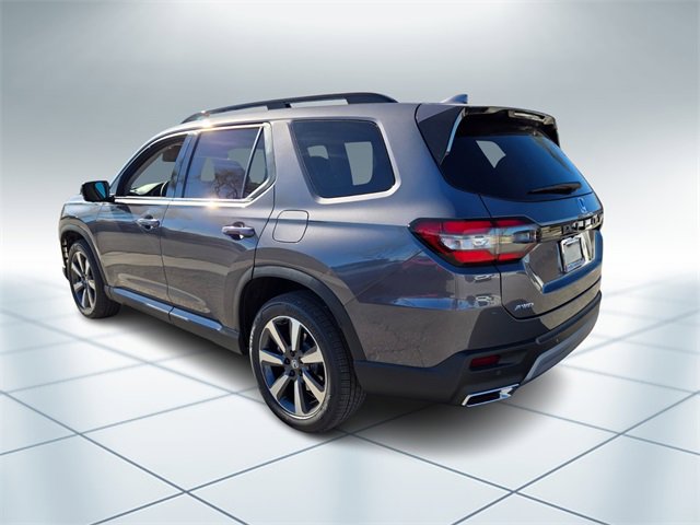 New 2025 Honda Pilot Elite image 3