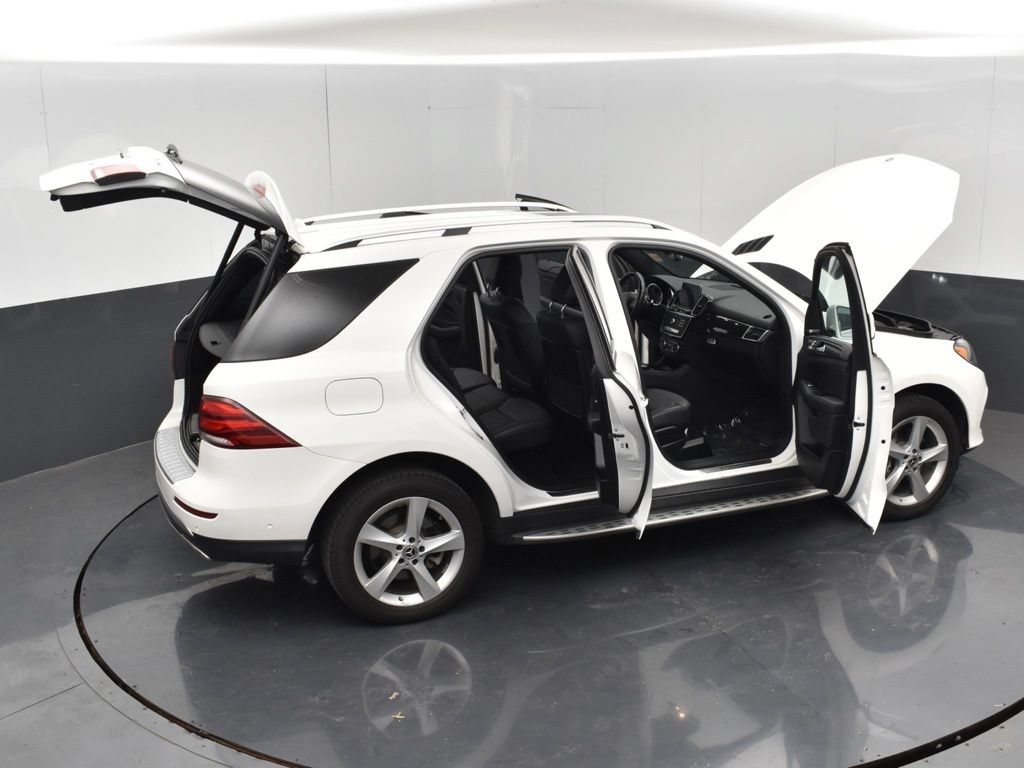 Used 2019 Mercedes-Benz GLE 400 4MATIC w/ Premium 1 Package image 31