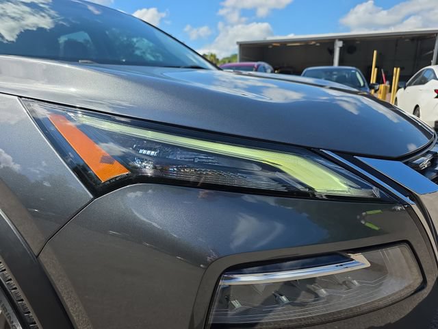 Used 2023 Nissan Rogue SV w/ SV Premium B Package FWD image 14