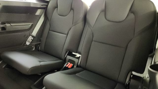 New 2026 Volvo XC90 B6 Plus w/ Protection Package Premier AWD/4WD image 33