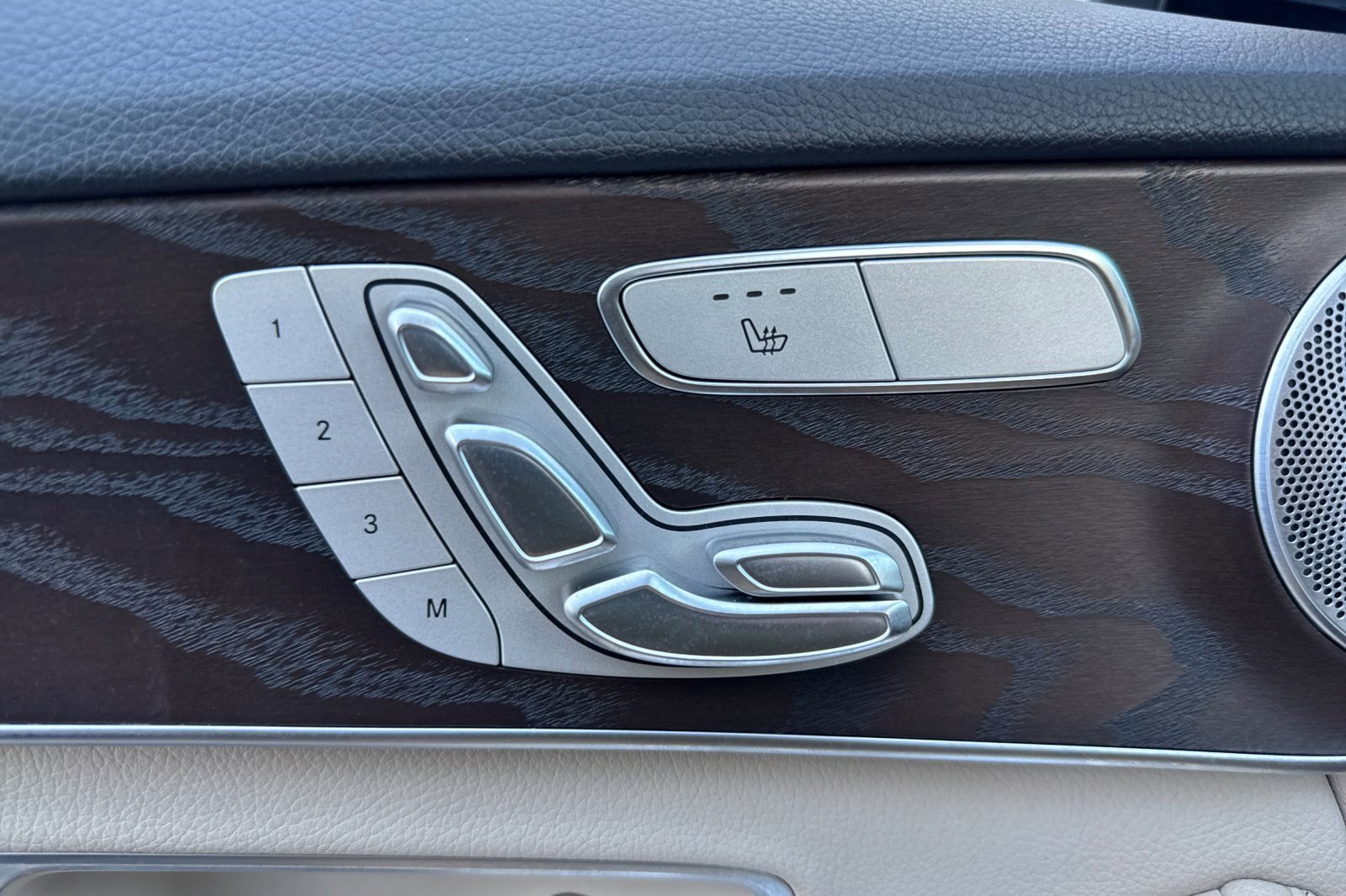 Used 2021 Mercedes-Benz C 300 Sedan image 13