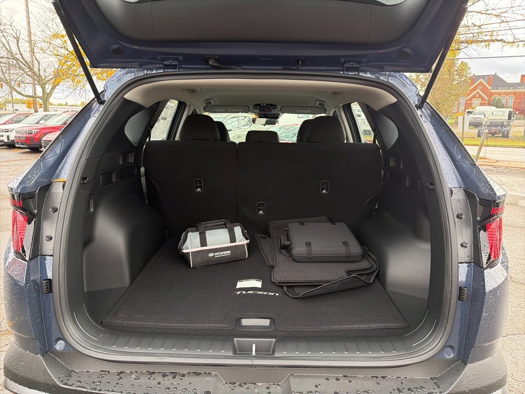 New 2026 Hyundai Tucson SE image 16