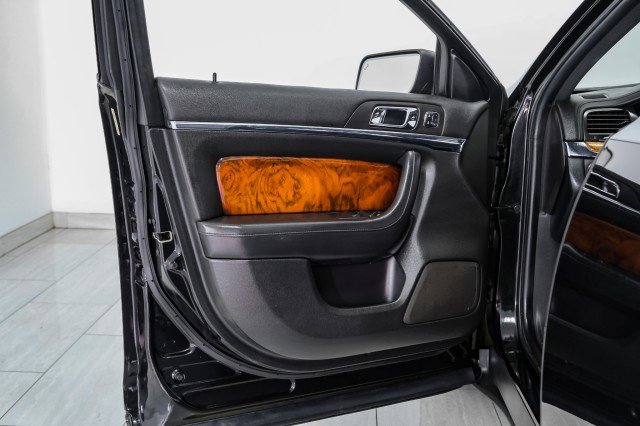 Used 2015 Lincoln MKS w/ Equipment Group 101A image 42