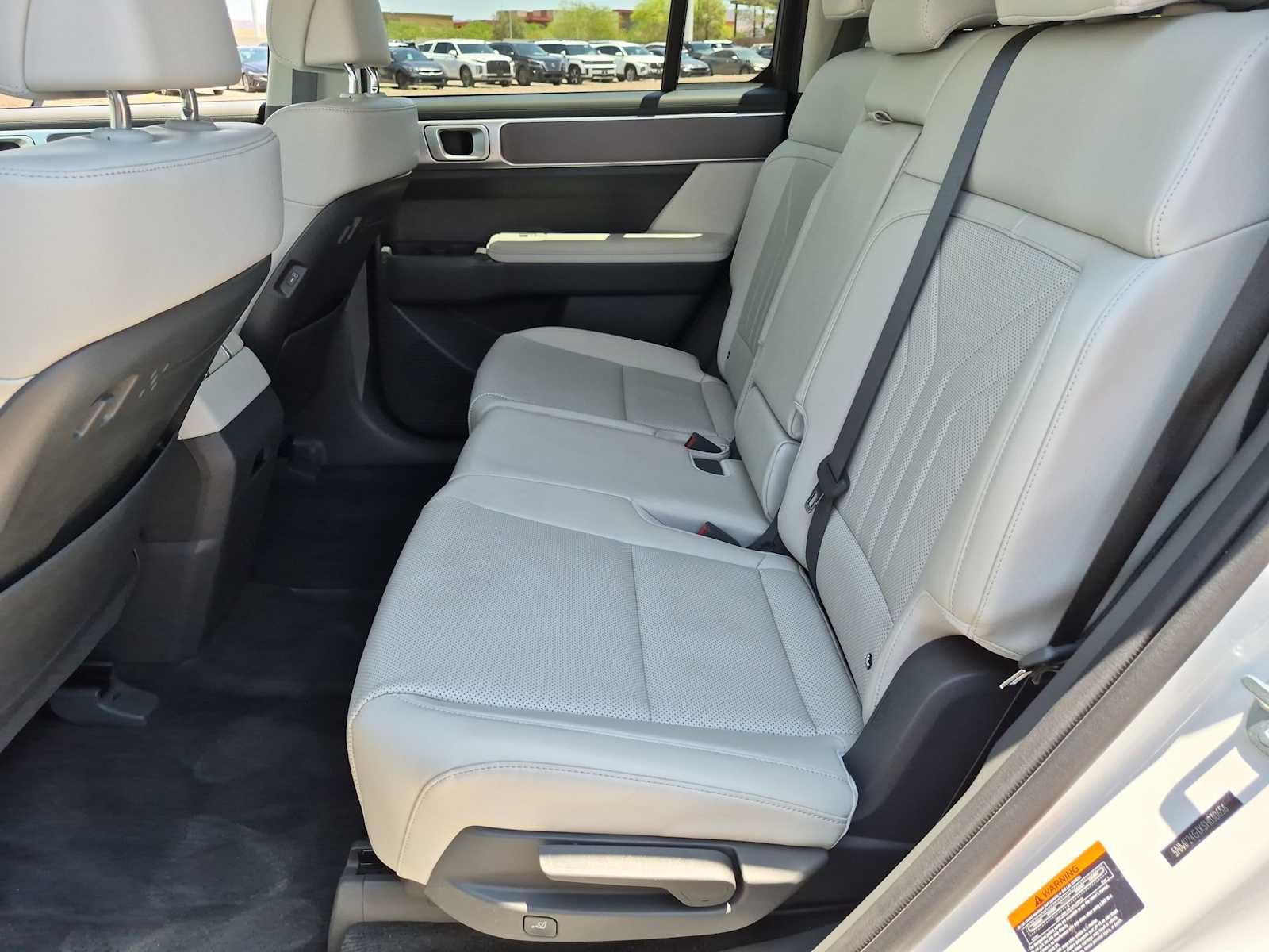 Used 2025 Hyundai Santa Fe SEL FWD image 19