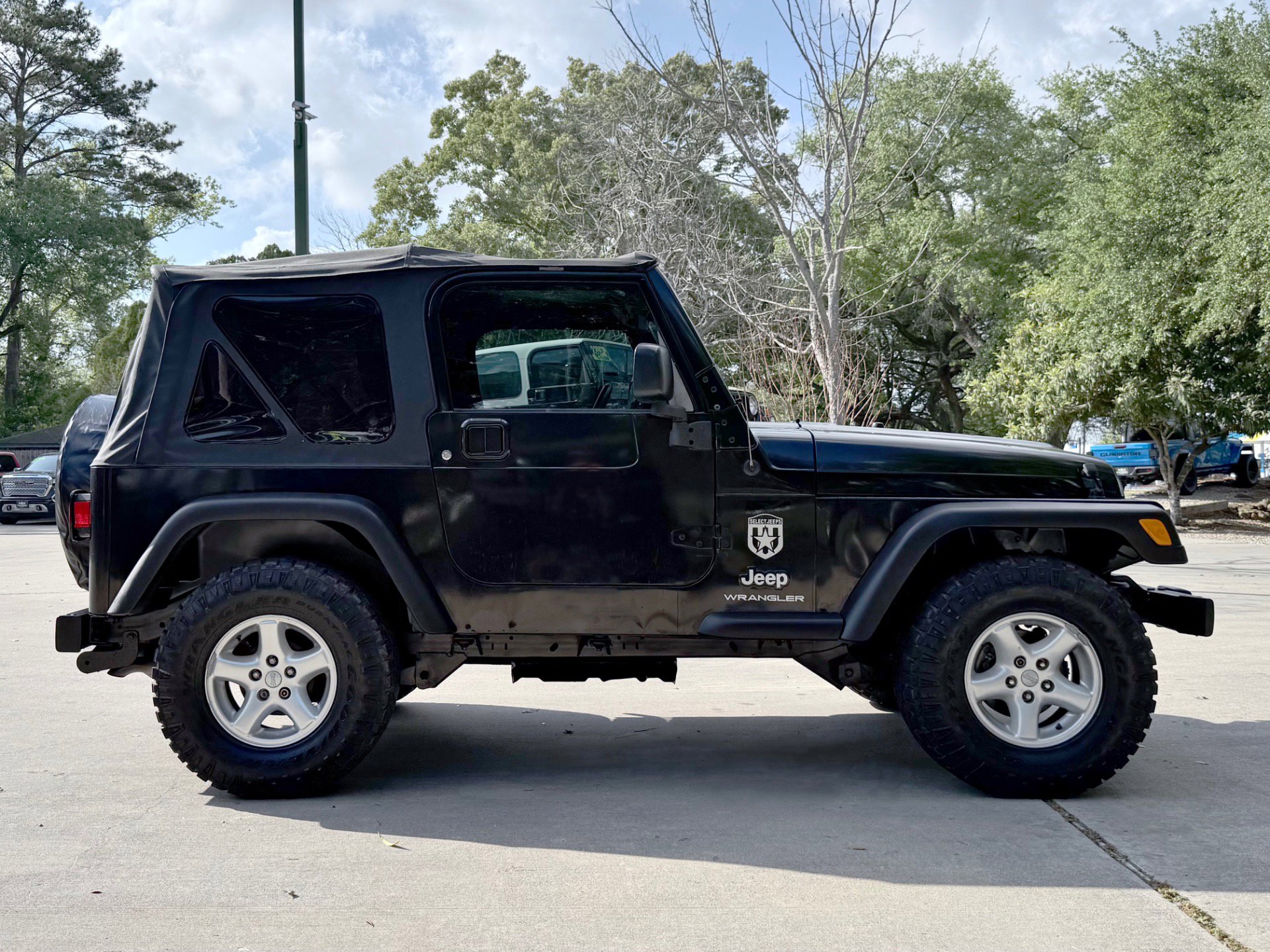 Used 2006 Jeep Wrangler X w/ Tire & Wheel Group (Ecco) AWD/4WD image 15
