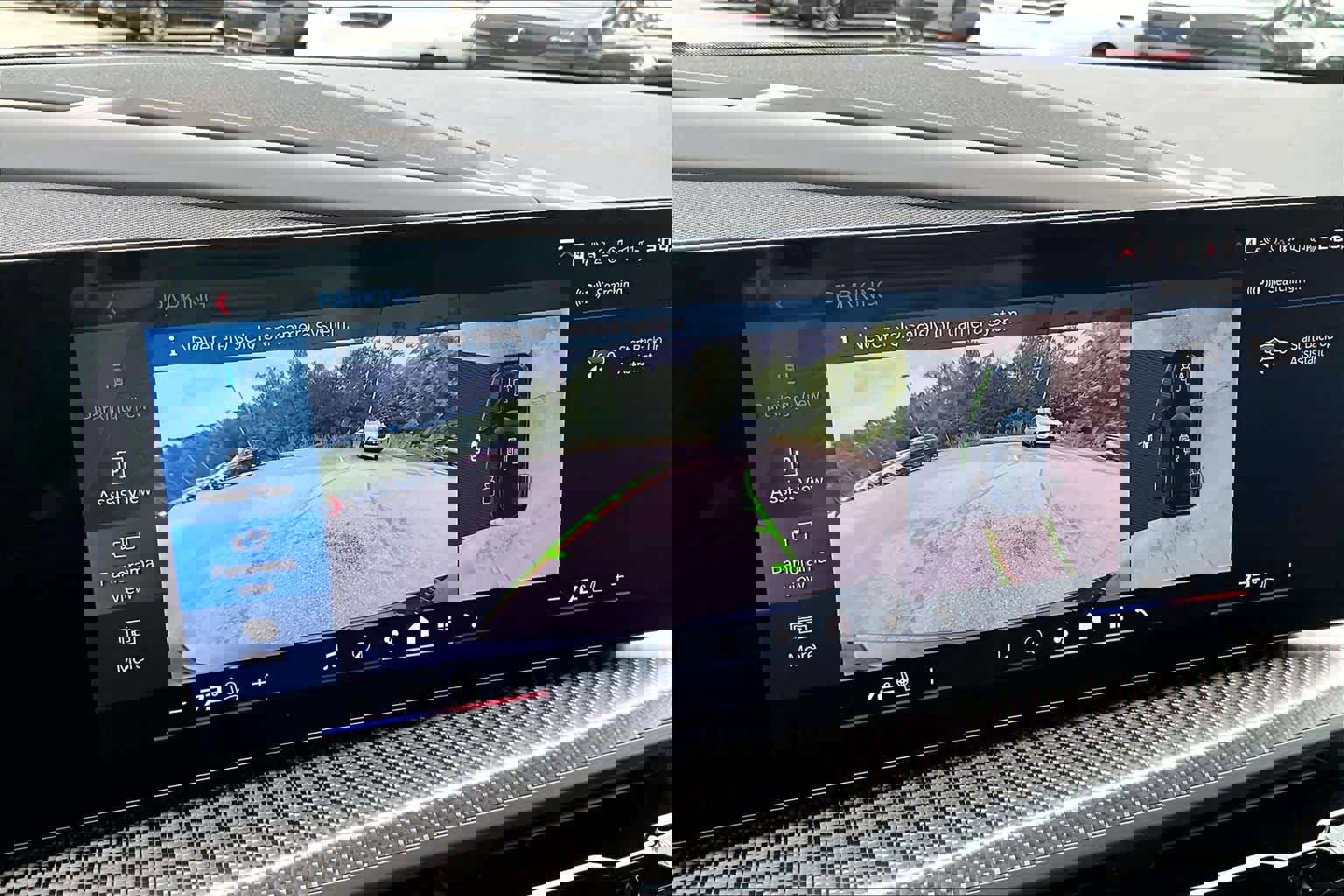 Used 2024 BMW XM AWD/4WD image 31