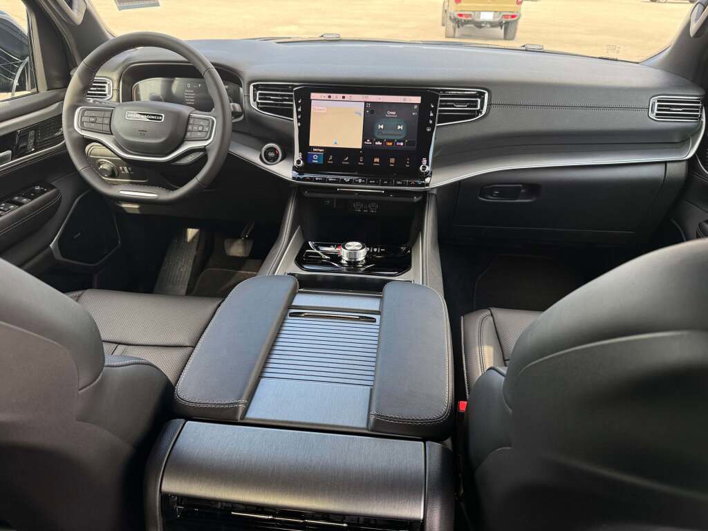 New 2026 Jeep Grand Wagoneer L Limited w/ Premium Group II image 29