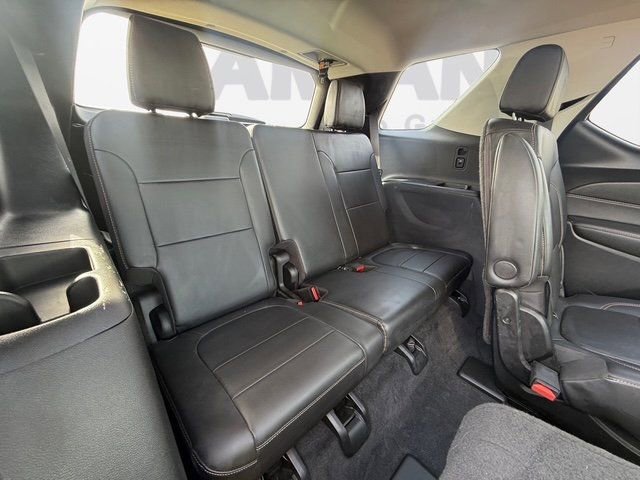 Used 2020 Chevrolet Traverse RS image 24