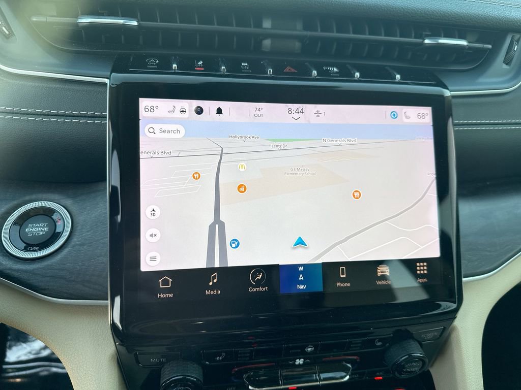 Used 2021 Jeep Grand Cherokee L Limited w/ Trailer Tow Group (B) AWD/4WD image 11