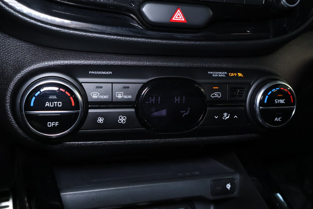 Used 2023 Kia Soul GT-Line w/ GT-Line Technology Package FWD image 30